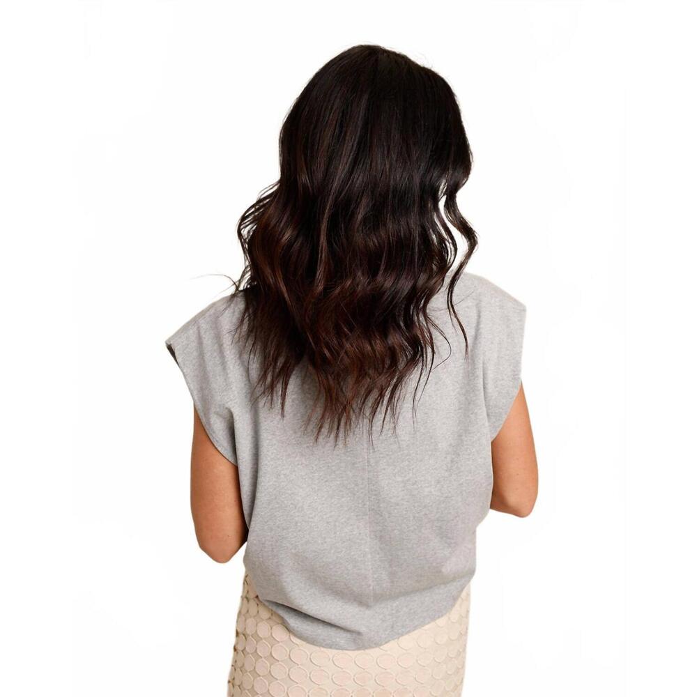 NEW THINGS BETWEEN women's nights like this muscle tee in grey - Picture 2 of 3